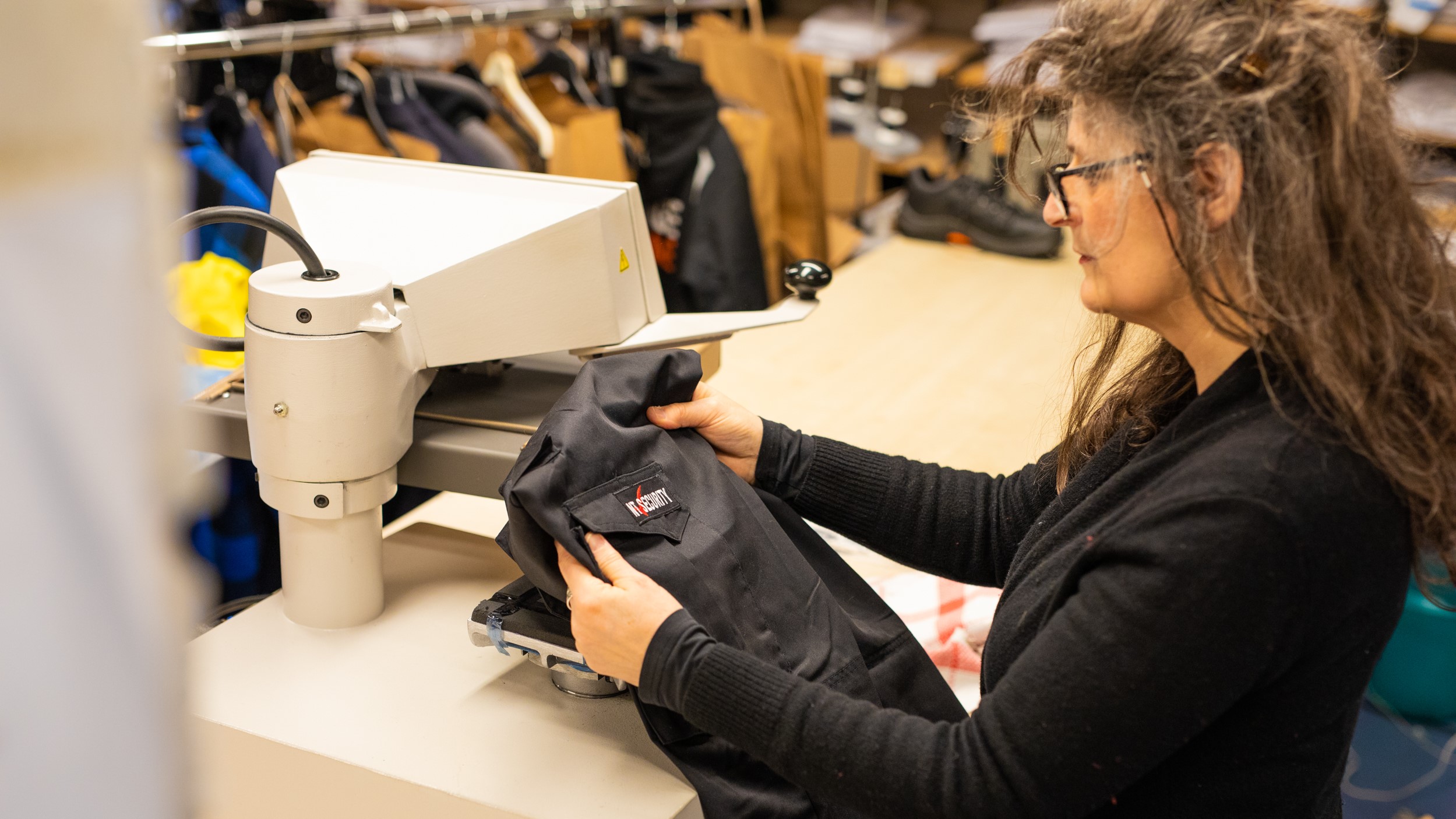 Handvest bagage Raad eens De Tijd Bedrijfskleding | Winkel+ - Bedrukken of Borduren